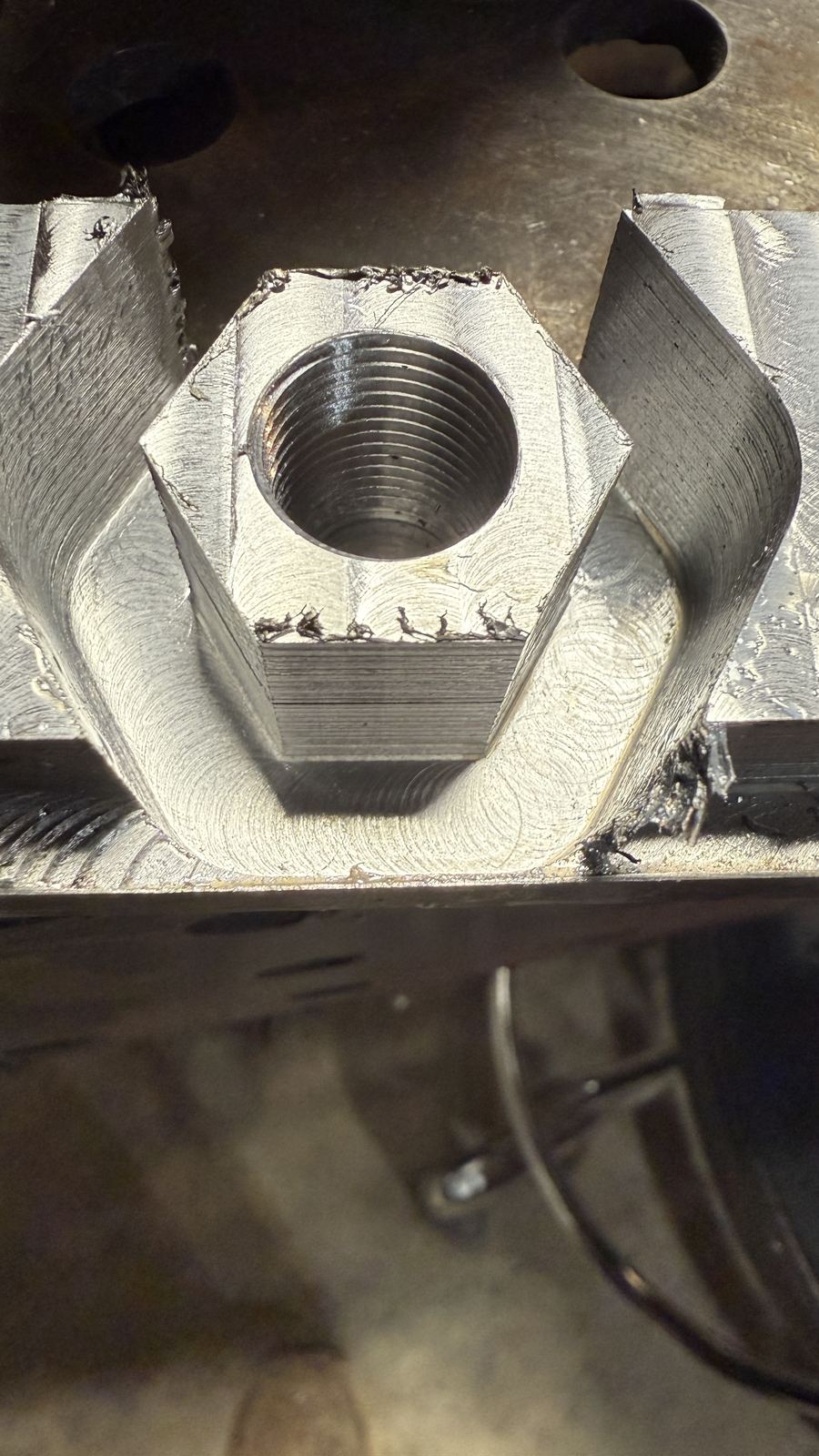 Threaded hex block